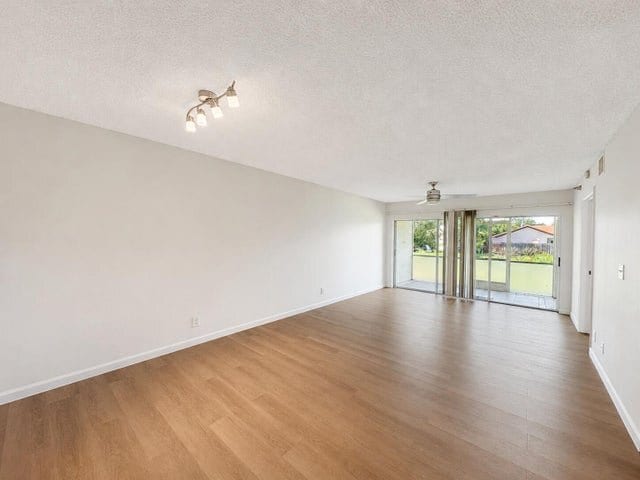 Photo - 340 NW 67th St