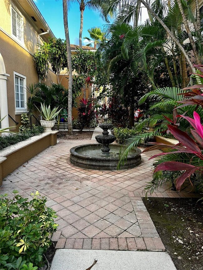 Photo - 2941 NE 185th St