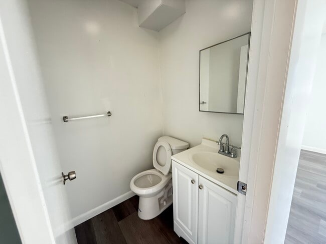 Photo - 9 Jewett St Unidad 11