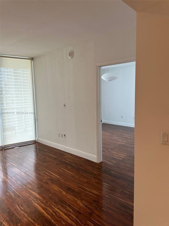 465 Brickell Ave Unit 3404
