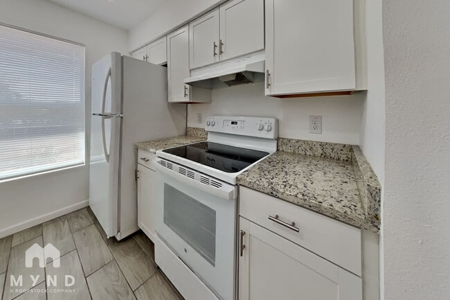 Photo - 6657 W Ocotillo Rd Unit 202