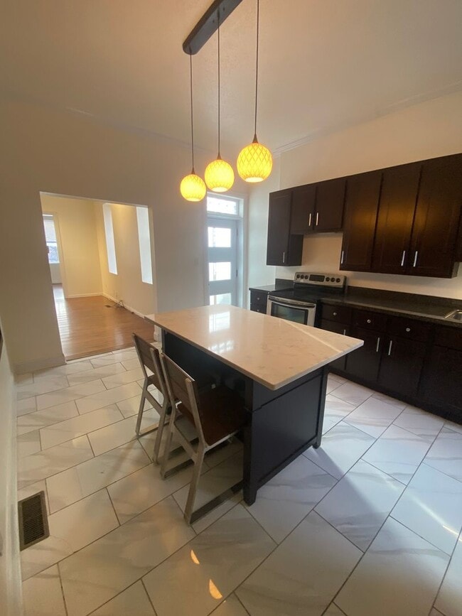 Photo - 2905 S 18th St Unidad 1F