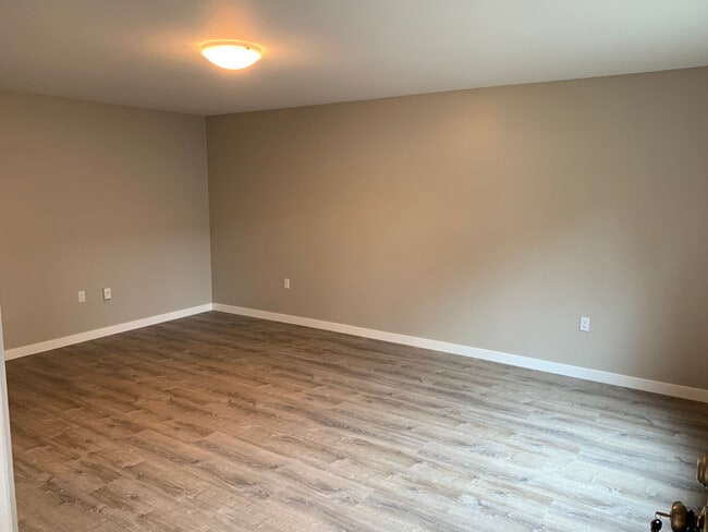 Grove Top Apartments
