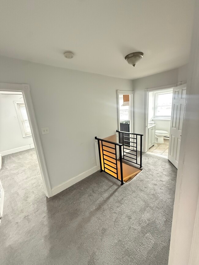 Building Photo - 5734 Walker St Unit 2nd Flr