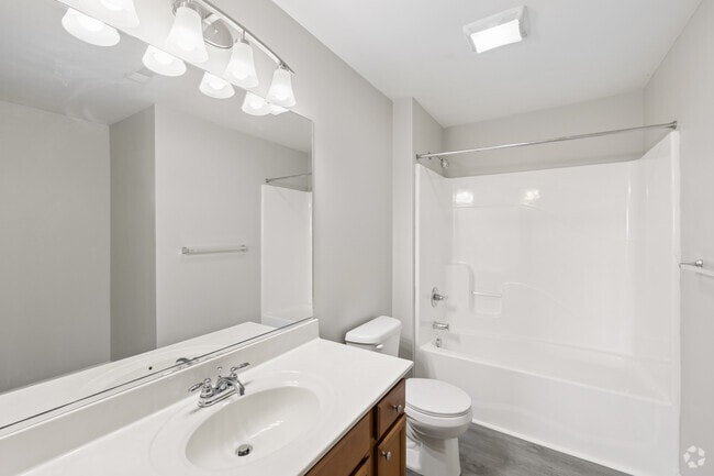 The Buckingham 3BR, 2BA - 1,571SF - Primary Bathroom