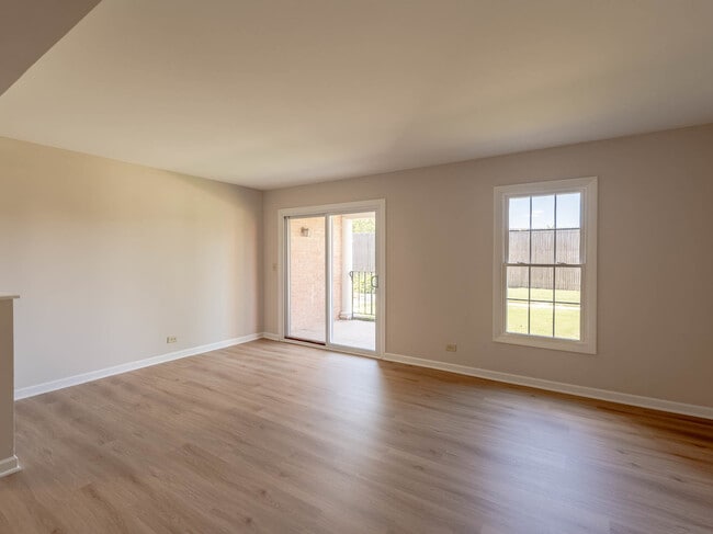 Photo - 530 Shorely Dr Unidad 104