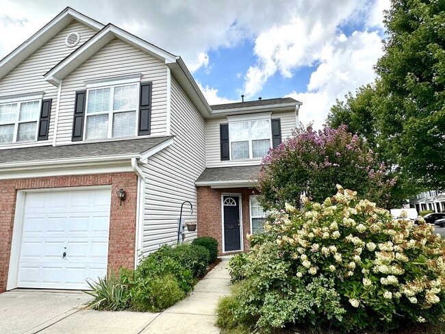 Building Photo - 3129 Summerfield Ridge Ln Rental