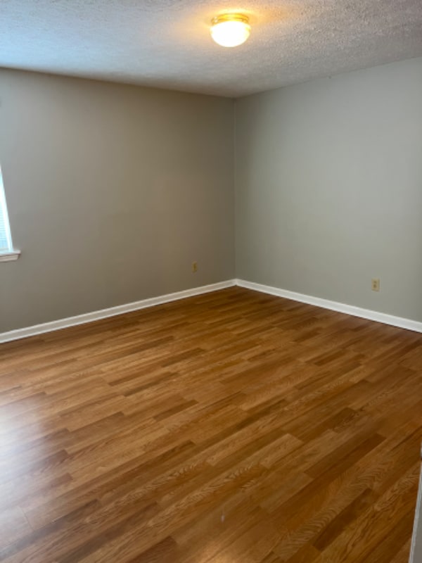 Photo - 1214 Golf St