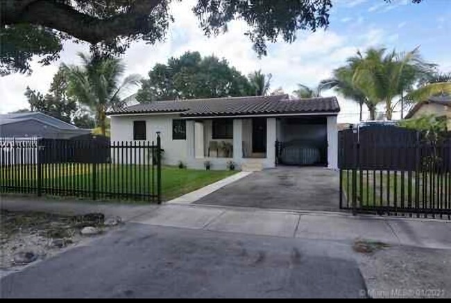 Photo - 650 Flagami Blvd Unidad Main Home