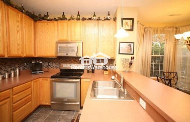 Photo - 3029 Hemingway Tr