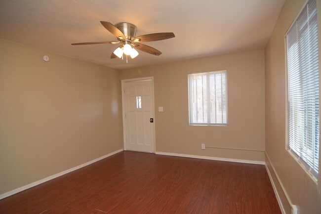 Photo - Charming 2 Bedroom 1 Bath House! South Tucson Location!