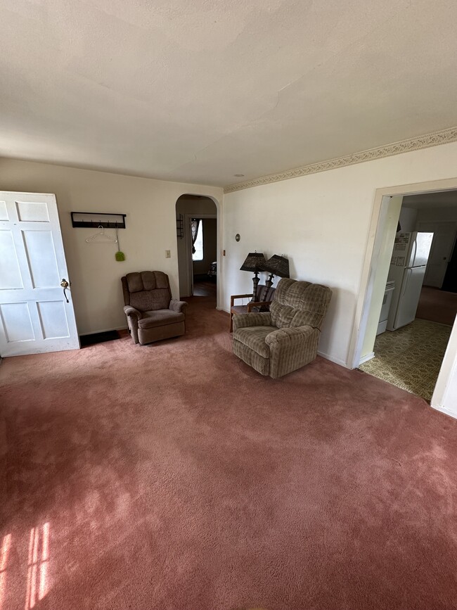 Photo - 1054 High St