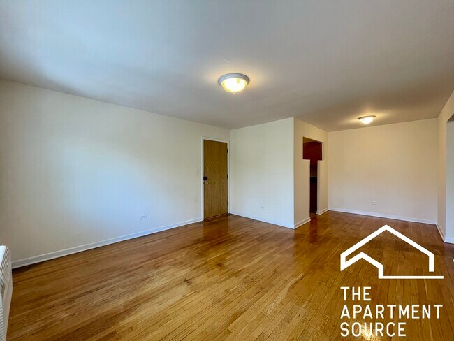 Photo - 6002 N Kenmore Ave Unit 202