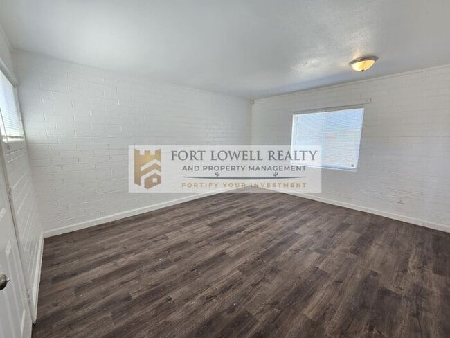 Photo - Renovated 1 Bed / 1 Bath Apartment with Private Yard!