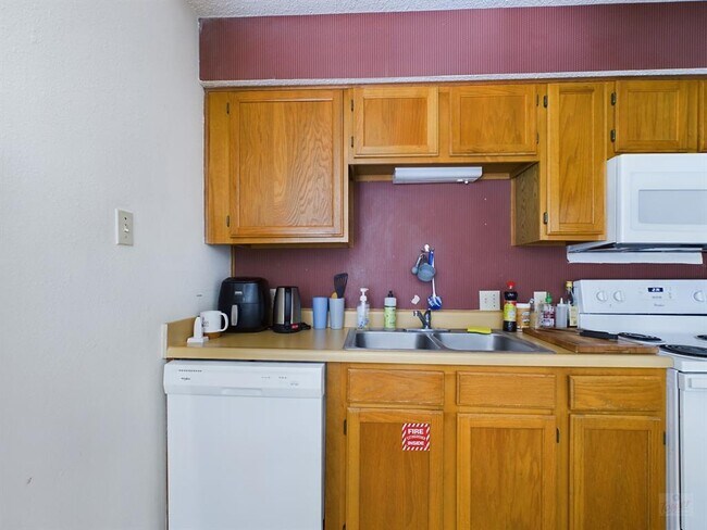 Photo - 3115 Helms St Unit 301
