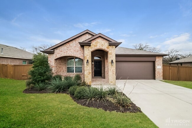 Photo - 1204 Glenwood Dr House