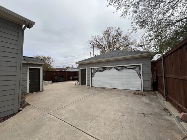 Photo - 2313 15th St