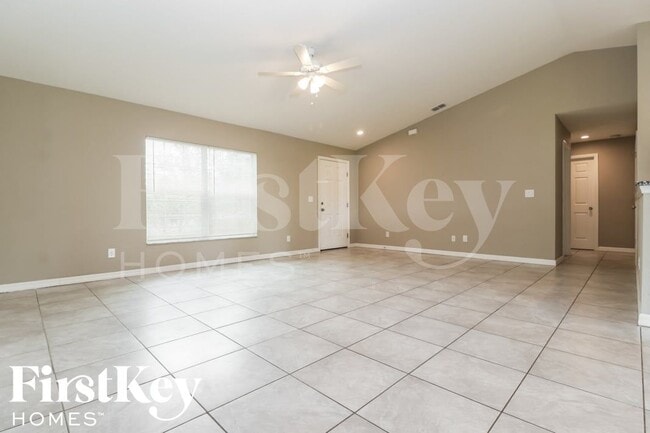 Photo - 10379 Grail Ave