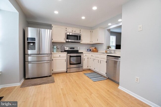 Photo - 2526 Log Mill Ct