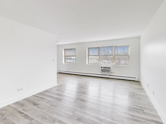 Photo - 7250 N Western Ave Unit 202