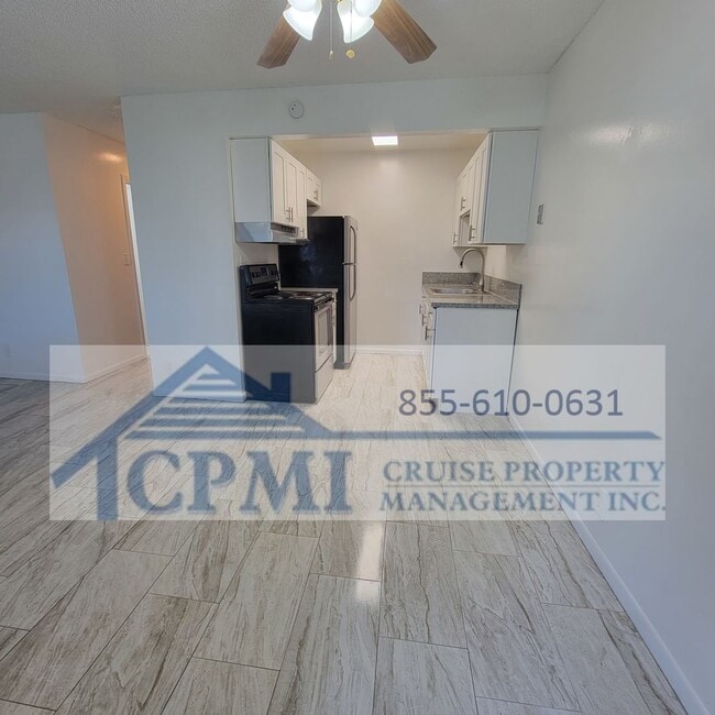 Photo - 2220 Hayes St