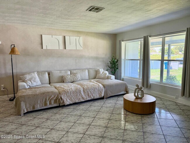 Photo - 2394 Shenandoah Rd