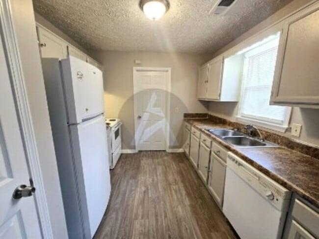 Photo - 1836 Potomac Pl