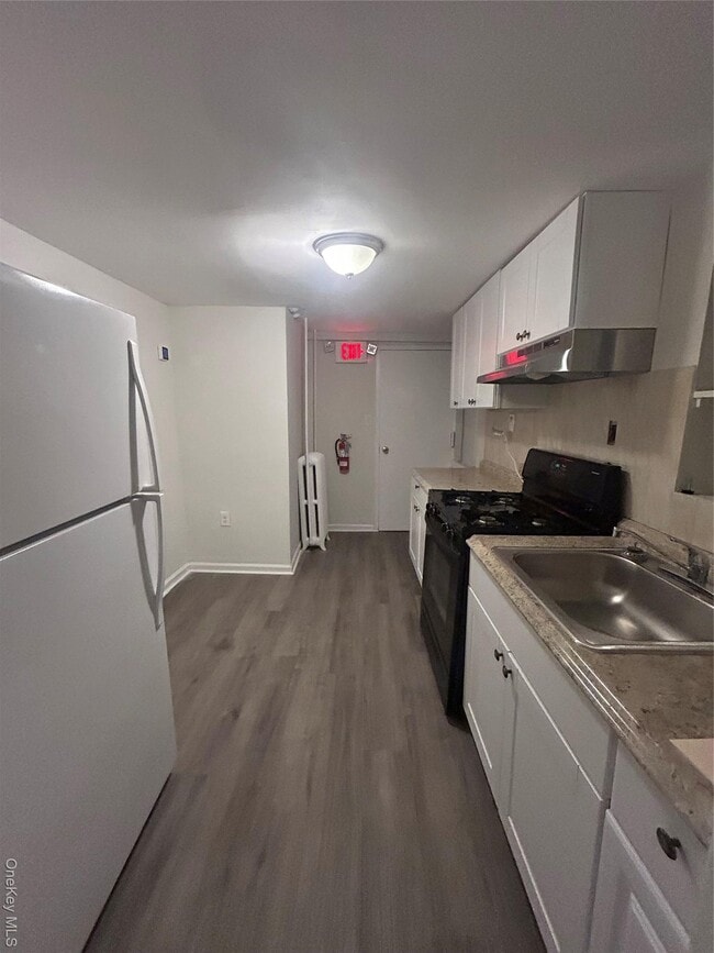 Photo - 144 Waverly St Unit 1