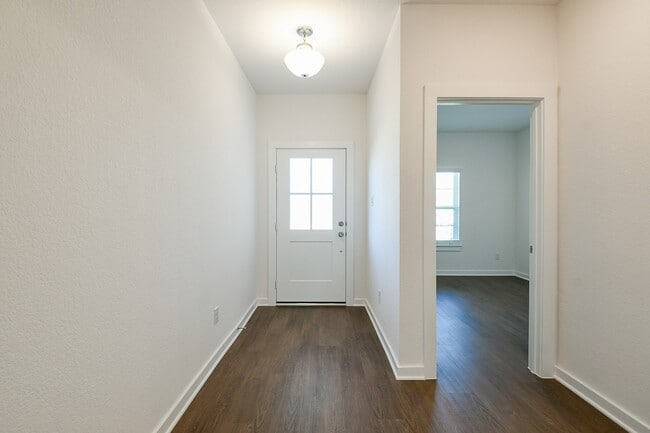 Photo - 1642 Birch Wood Dr