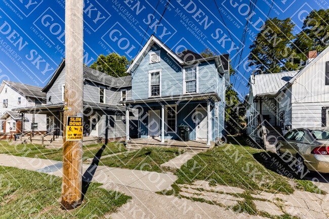 Building Photo - 826 W Main St Unit 2