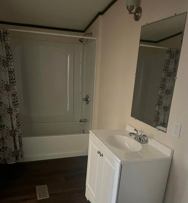 Photo - 3 Bed 2 Bath Mobile Home Available for Rent