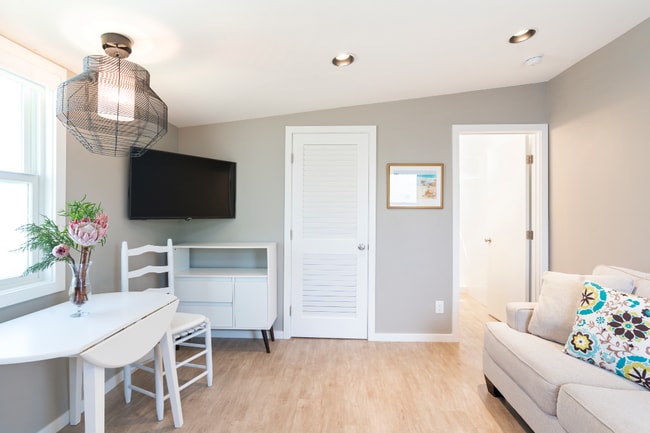 930 Pueo St Unit Furnished Studio Retreat