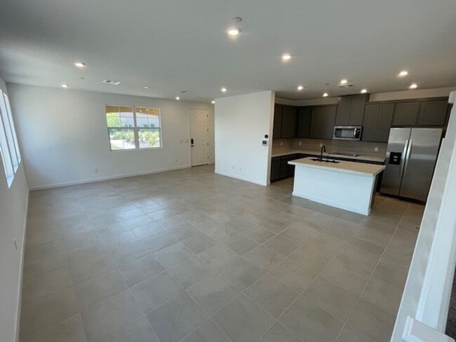 Photo - 808 Royal Beekman St