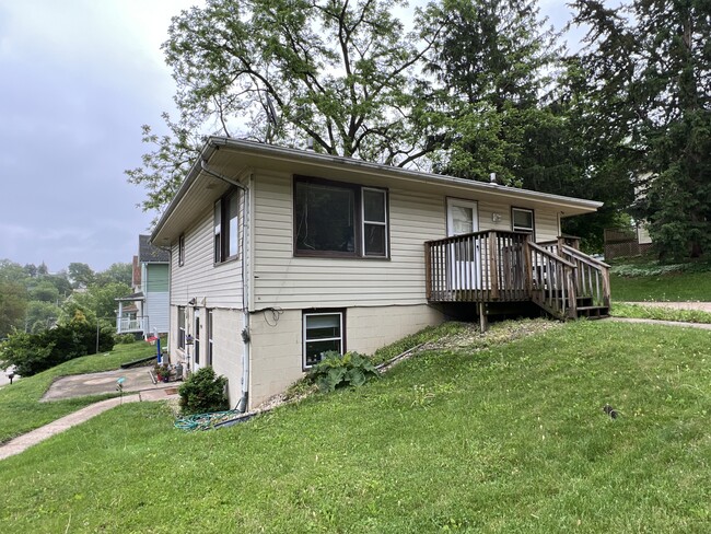 Photo - 2296 Woodworth St