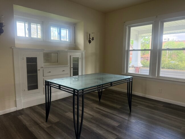 Photo - 33 W Judson Ave