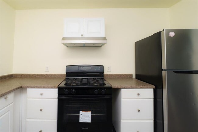 Photo - 505 E Applegate Dr