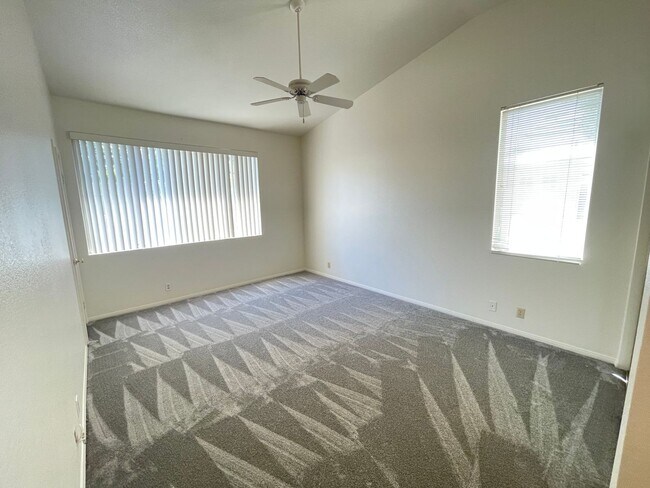 Photo - 5155 W Tropicana Ave