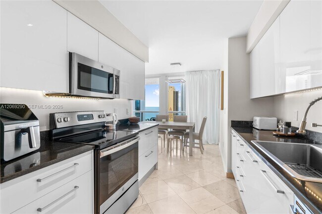 Photo - 16500 Collins Ave Unit 1752