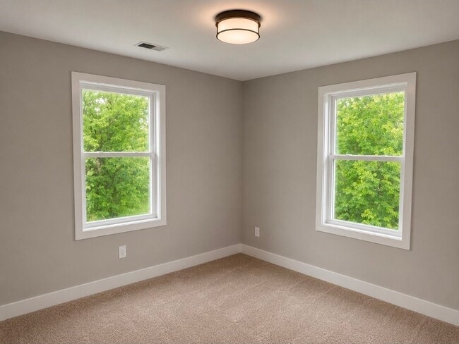 Photo - 4808 Lingonberry St