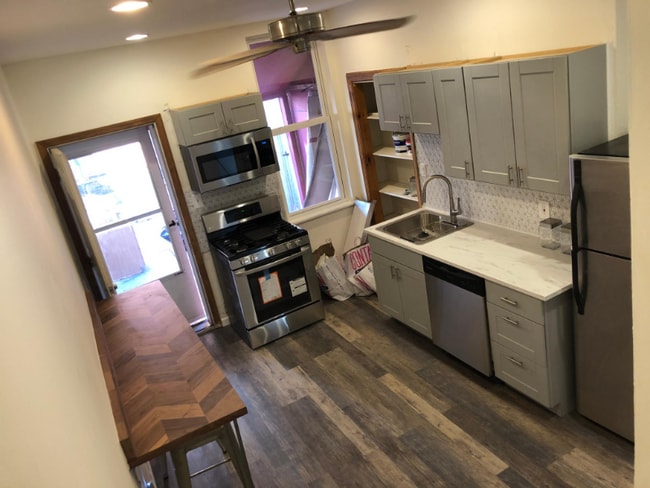 Photo - 185 1/2 Home St