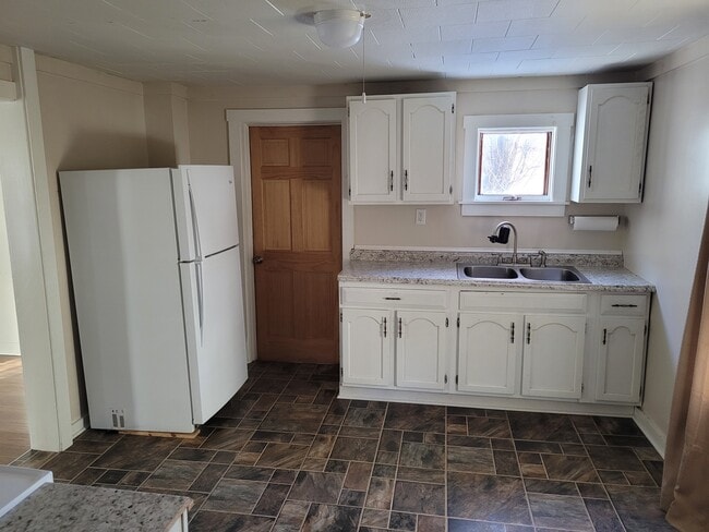 Photo - 40 Getchell St