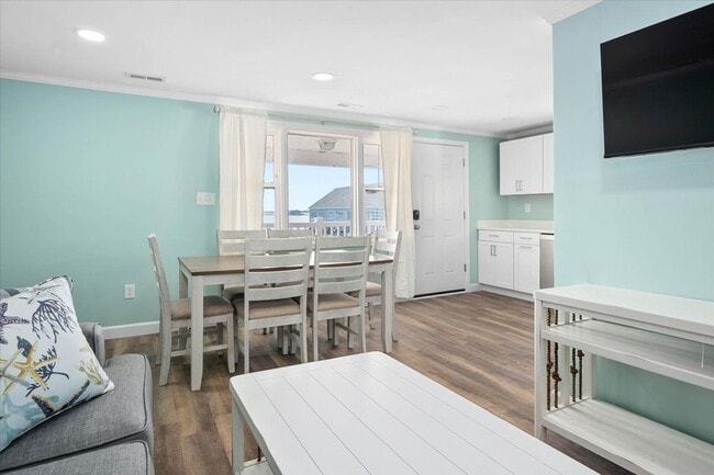 Photo - 322 Bayshore Dr Unit 2W
