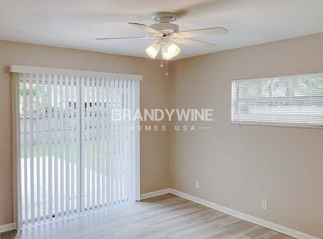 Photo - 1024 Hallwood Loop