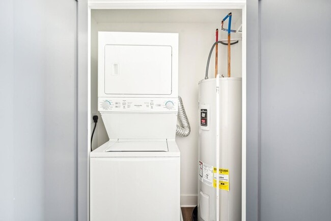 Photo - 1701 Federal - Olo