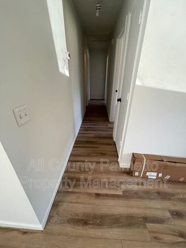 Photo - 47 Elmwood Pl