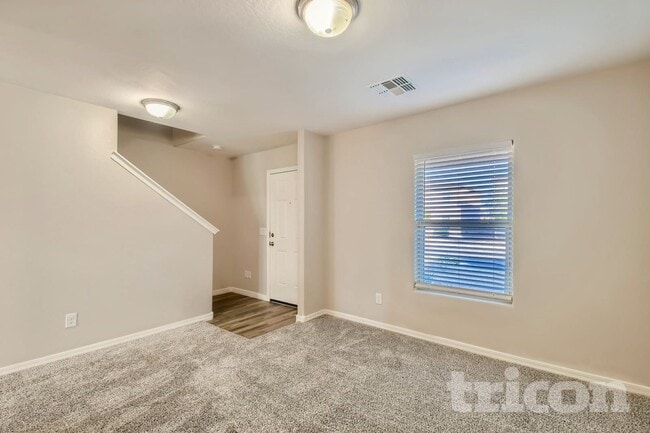 Photo - 227 W Watson Ct