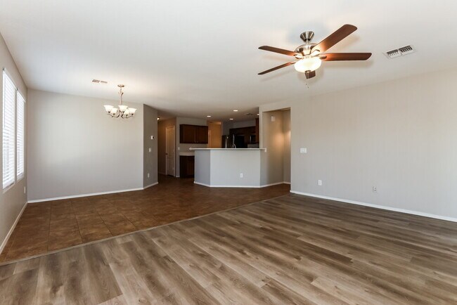 1126 E Daniella Dr