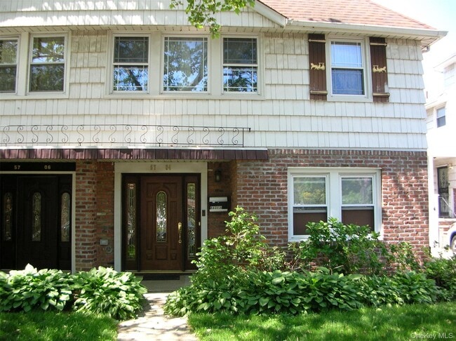 Photo - 57-04 Cloverdale Blvd