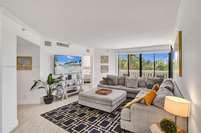 Building Photo - 1000 E Island Blvd Unit 503