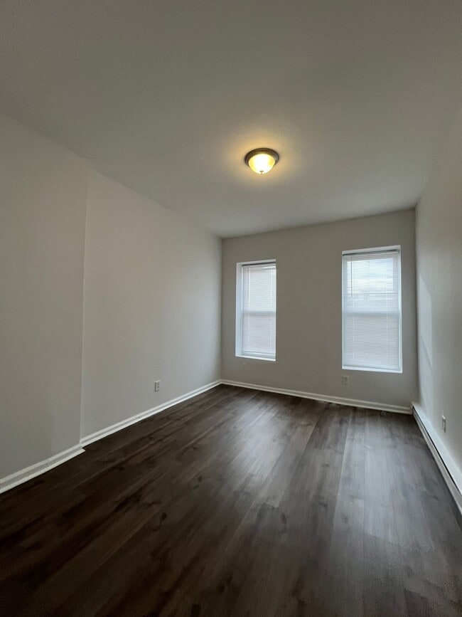 Photo - 366 Forrest St Unidad 3